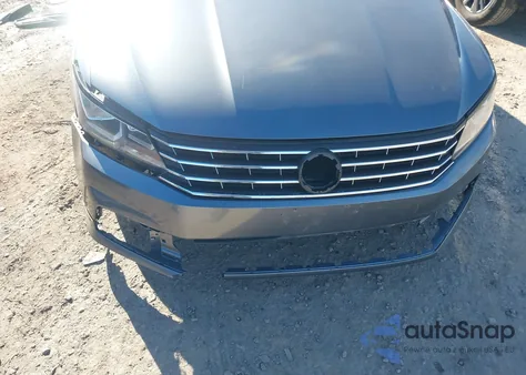 2017 Volkswagen Passat 1.8T Se из США, поврежденный, VIN 1VWBT7A37HC025163